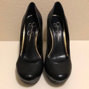 Jessica Simpson black leather heels size W8